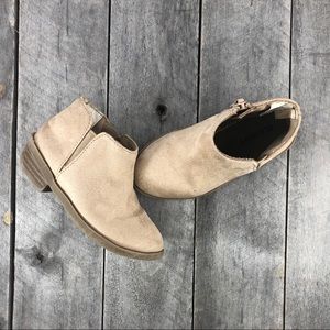Toddler Booties Old Navy sz 6